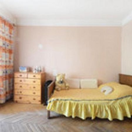 Comfortable Isolated Turnkey Room Near The Subway And The International Exhibition Center Kyjev Exteriér fotografie